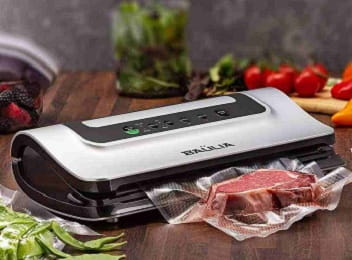 How Does A Vacuum Sealer Work?