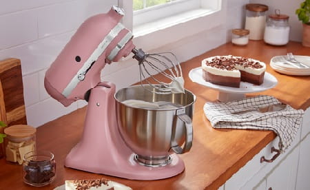 The Benefits Of Whipping Cream In A Stand Mixer 