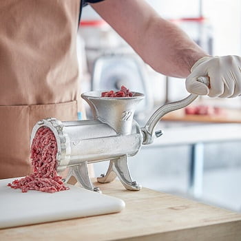 Tips for Using a Manual Meat Grinder