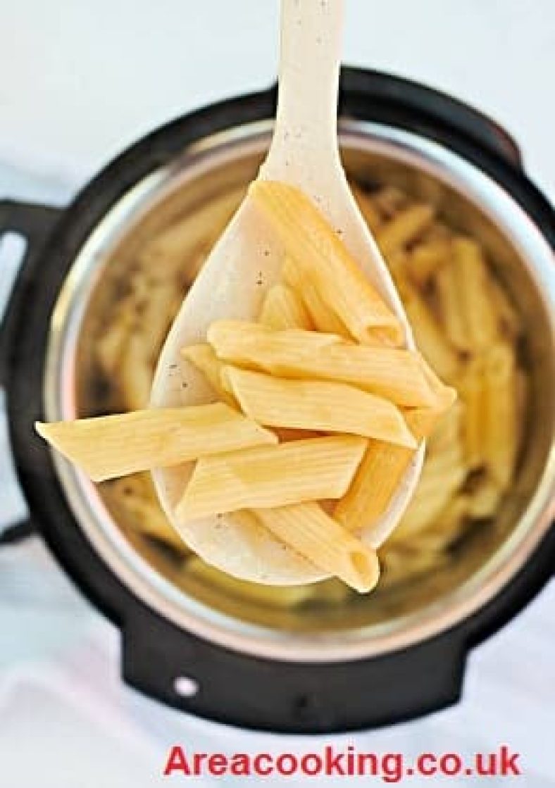 How To Cook Pasta In A Pressure Cooker: Quick And Easy Guide ...