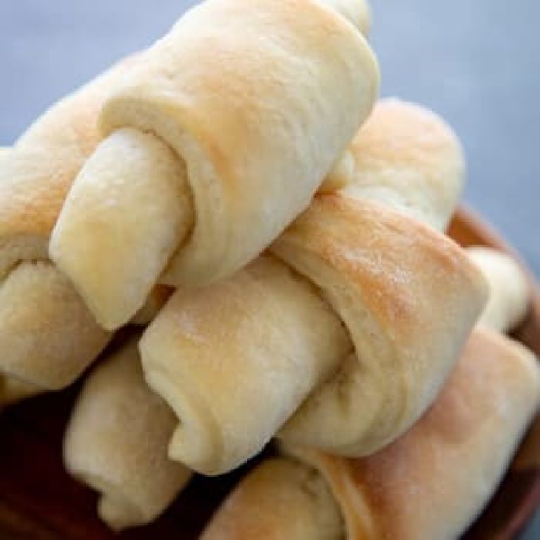 How To Make Bread Rolls In A Bread Maker? - Areacooking.co.uk